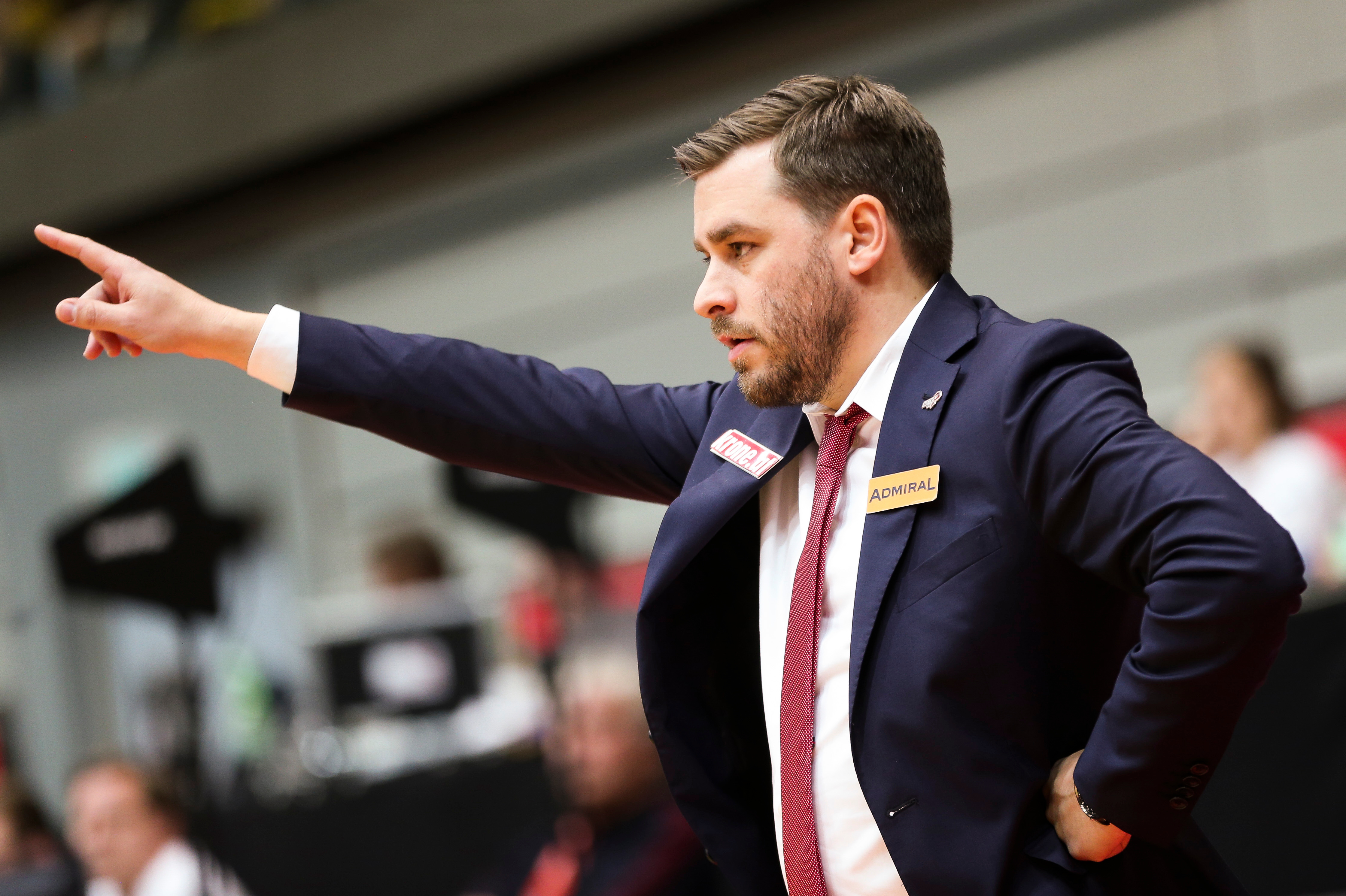 Matthias Zollner im Coaching mit einem Team